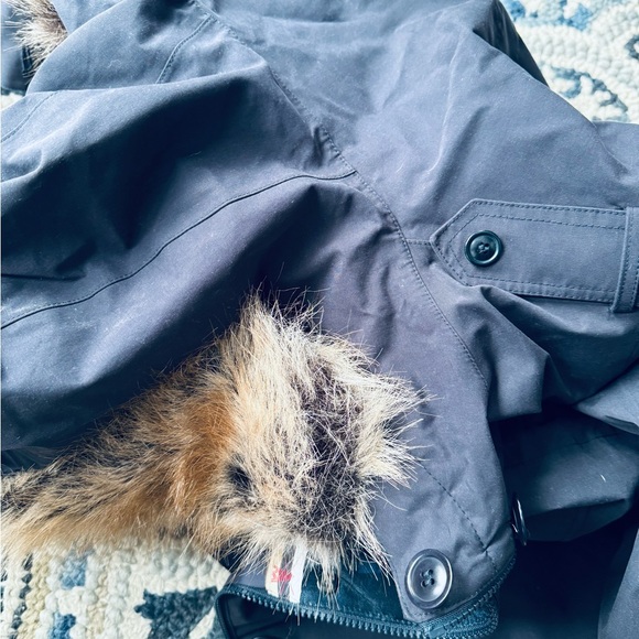 Barbour Hollies Jacket - Picture 7 of 11